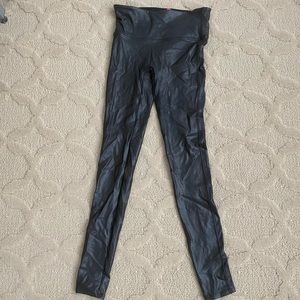 Spanx faux leather leggings small black